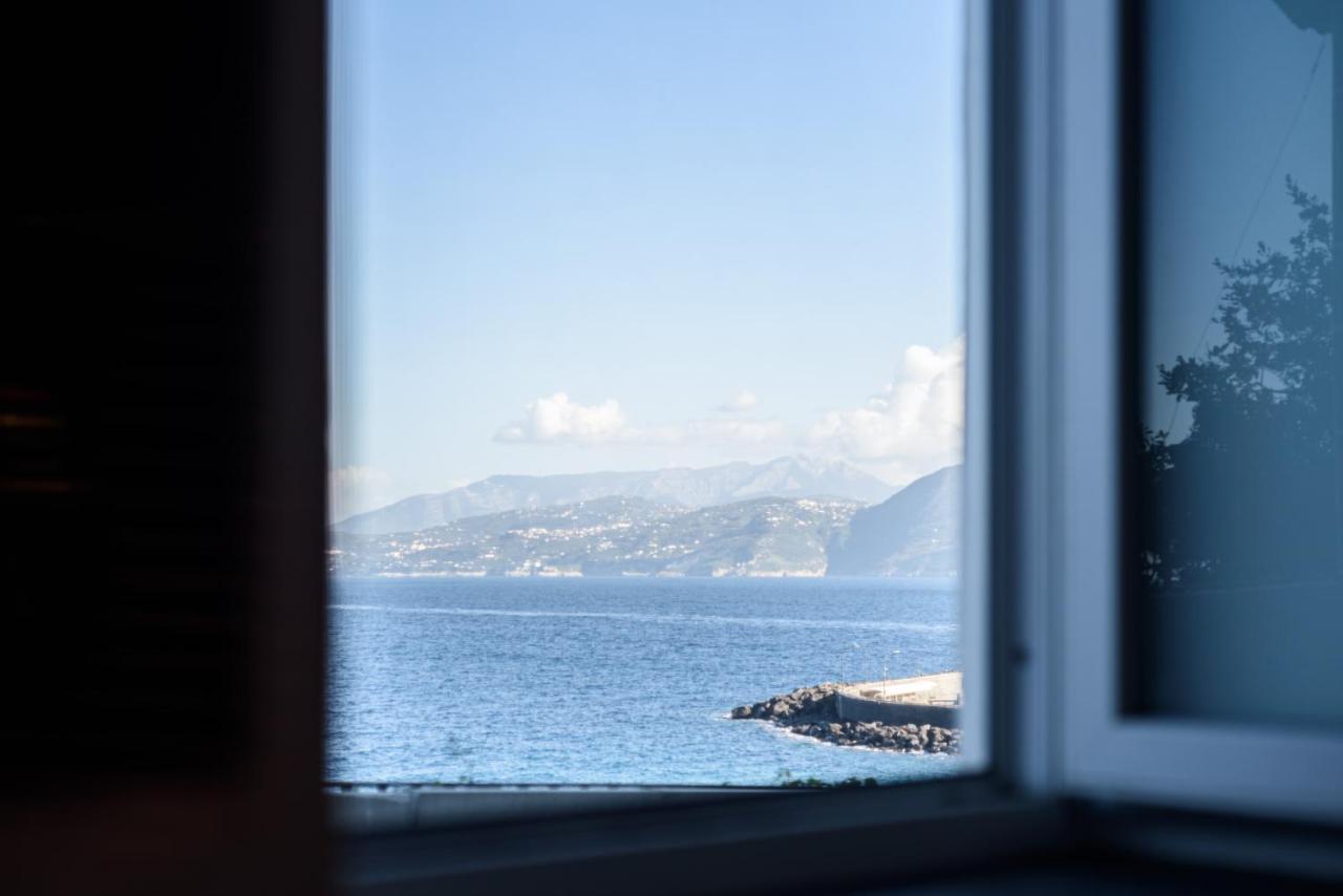 Апартаменты A Fenestella Caprese - Vista Mare Капри Экстерьер фото